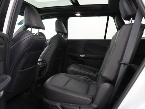 Used 2024 Lexus TX 500h AWD image 19