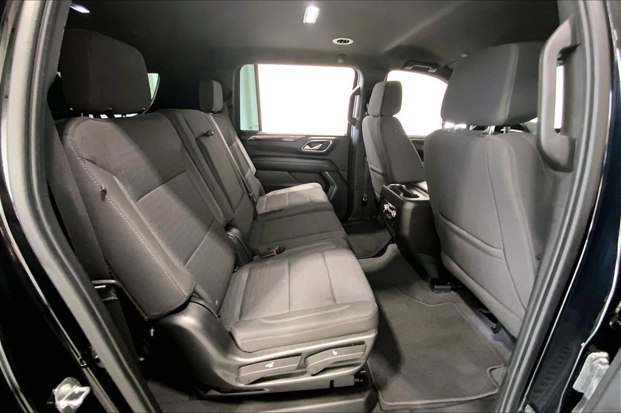 Used 2022 GMC Yukon XL SLE w/ Gmc Pro Safety Plus Package RWD image 20