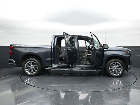 Used 2020 Chevrolet Silverado 1500 LTZ w/ LTZ Premium Package image 46