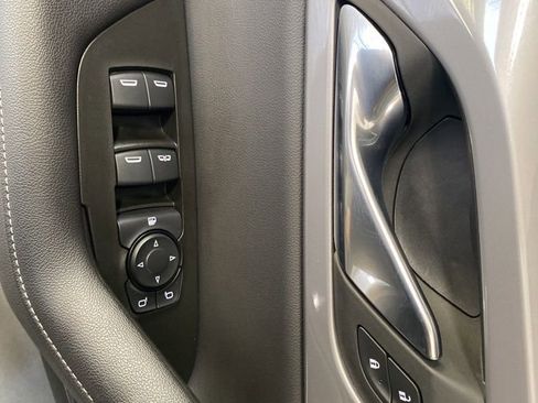 Used 2024 Chevrolet Blazer LT w/ LPO, Black Sport Package AWD/4WD image 18
