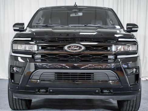 Used 2022 Ford Expedition Max Limited image 2