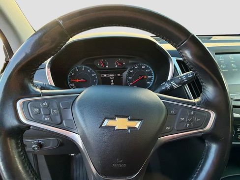 Used 2018 Chevrolet Equinox LT image 11