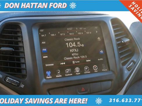 Used 2015 Jeep Cherokee Limited w/ Luxury Group image 9