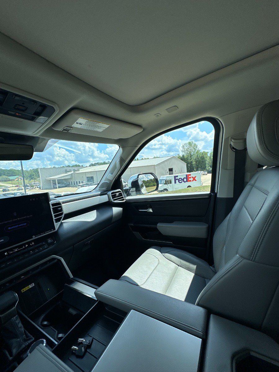 Used 2024 Toyota Sequoia Limited AWD/4WD image 33