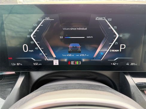 Certified 2025 BMW i5 xDrive40 w/ Premium Package image 19