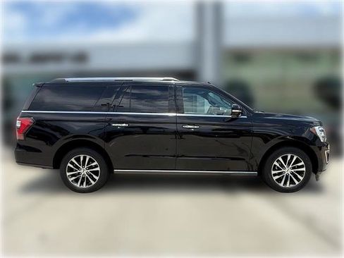 Used 2018 Ford Expedition Max Limited w/ Equipment Group 301A RWD image 8