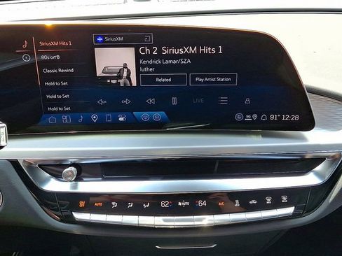 New 2025 Cadillac Lyriq Luxury image 10