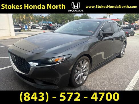 Used 2022 MAZDA MAZDA3 s FWD image 1