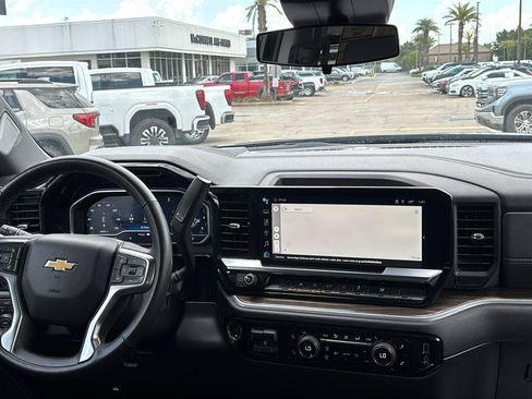 Certified 2023 Chevrolet Silverado 1500 LT w/ Protection Package AWD/4WD image 23
