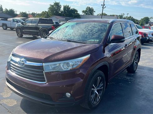 Used 2016 Toyota Highlander XLE image 7