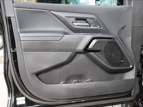 New 2024 Chevrolet Silverado EV RST image 14