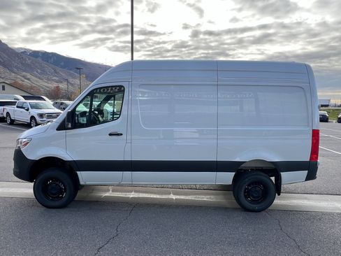 New 2025 Mercedes-Benz Sprinter 2500 image 7