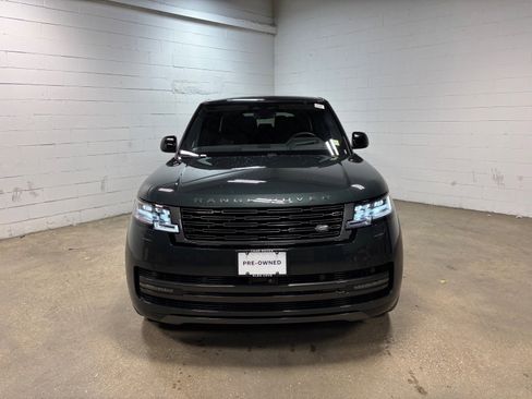 Used 2025 Land Rover Range Rover Long Wheelbase SE AWD/4WD image 3