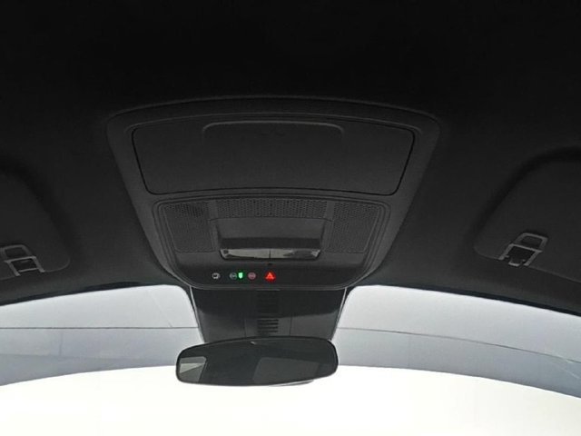 Used 2025 Chevrolet Traverse LT AWD/4WD image 37