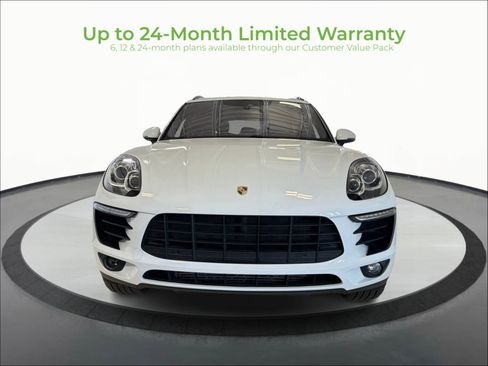 Used 2018 Porsche Macan AWD/4WD image 2