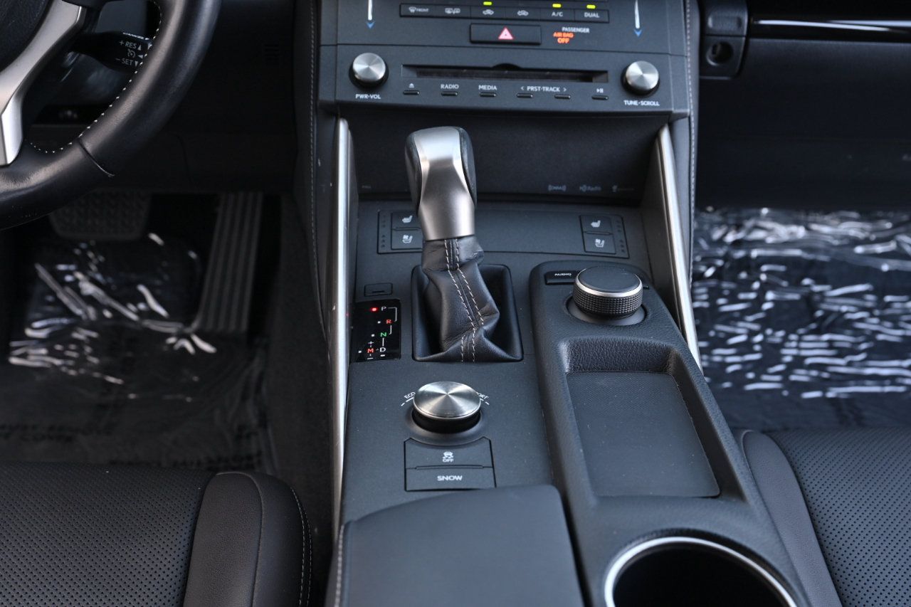 Used 2015 Lexus IS 250 w/ Premium Package RWD image 17