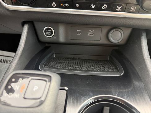 Used 2023 Nissan Rogue SV w/ SV Premium Package FWD image 25