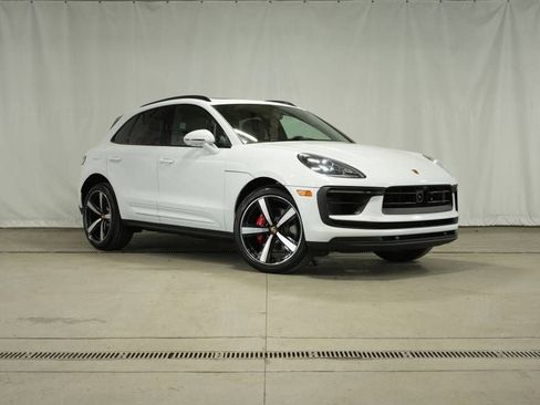 New 2026 Porsche Macan S image 9