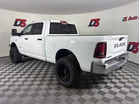 Used 2025 RAM 2500 Big Horn AWD/4WD image 5