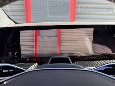 Used 2025 Cadillac Escalade V w/ LPO, ONYX Package image 20