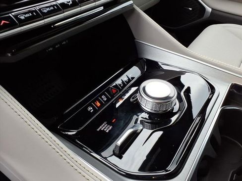 New 2026 Jeep Grand Wagoneer Limited image 22