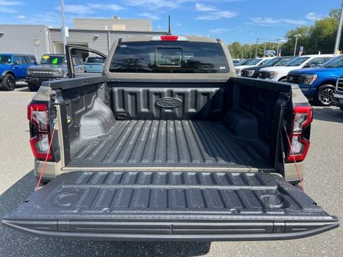 New 2025 Ford Ranger Lariat w/ FX4 Off-Road Package image 23