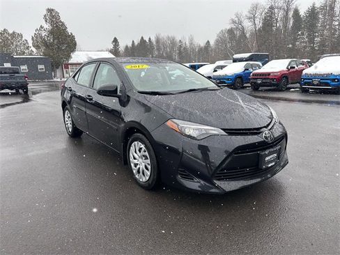 Used 2017 Toyota Corolla L image 7