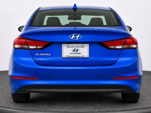 Used 2018 Hyundai Elantra SEL FWD image 26