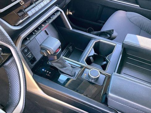 Used 2022 Toyota Tundra SR5 image 14