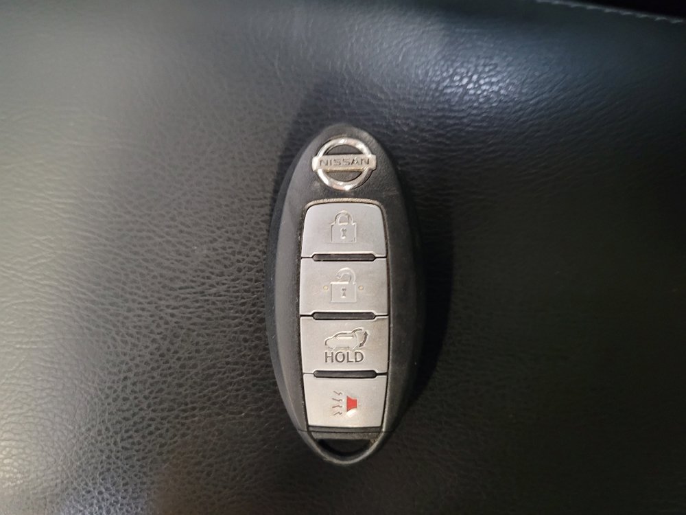 Used 2014 Nissan Rogue SL AWD/4WD image 32