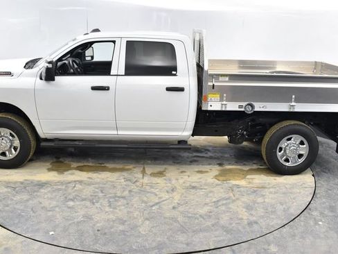 New 2024 RAM 2500 Tradesman w/ Chrome Appearance Group image 41
