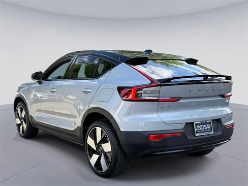 Used 2023 Volvo C40 P8 Recharge Ultimate image 12