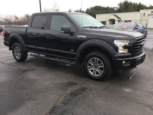 Used 2017 Ford F150 XLT w/ Equipment Group 302A Luxury image 7