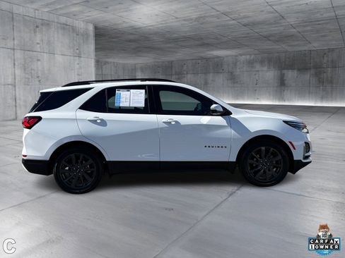 Certified 2022 Chevrolet Equinox RS w/ Infotainment Package image 6