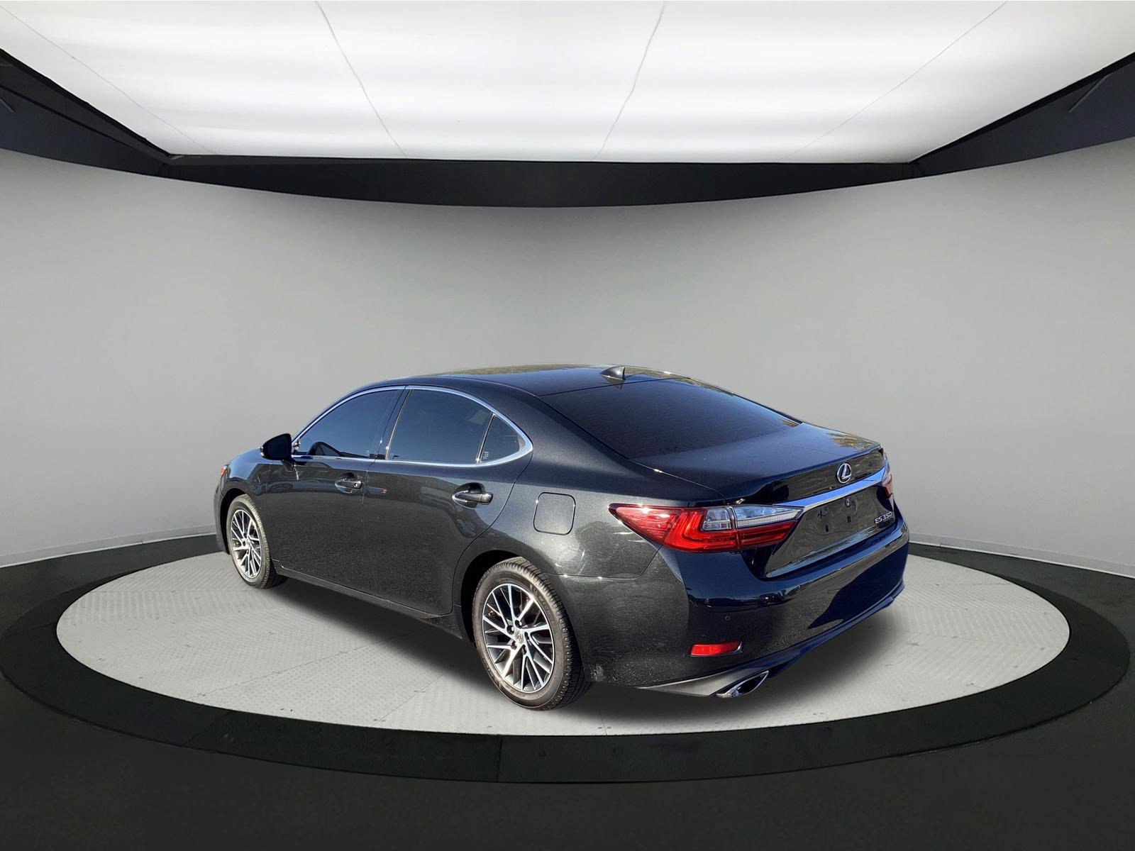 Used 2017 Lexus ES 350 FWD image 7