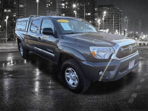Used 2015 Toyota Tacoma 4x4 Double Cab w/ SR5 Package image 9