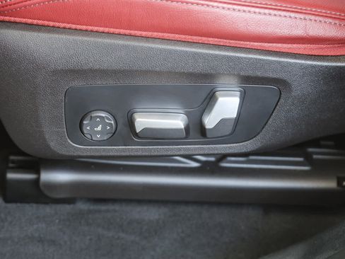 Certified 2023 BMW X4 xDrive30i w/ Premium Package image 18