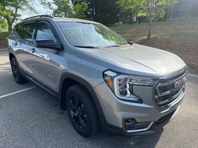 Used 2024 GMC Terrain AT4