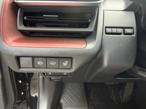 Used 2024 Toyota Prius Prime FWD image 21