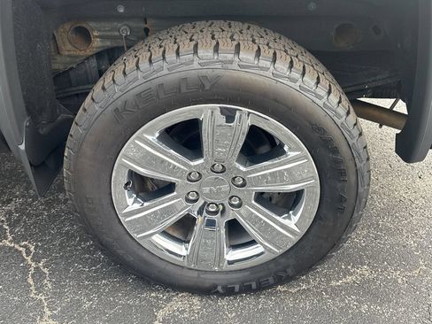 Used 2018 GMC Sierra 1500 SLT AWD/4WD image 7