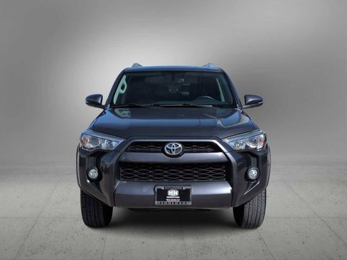 Used 2017 Toyota 4Runner SR5 Premium image 3