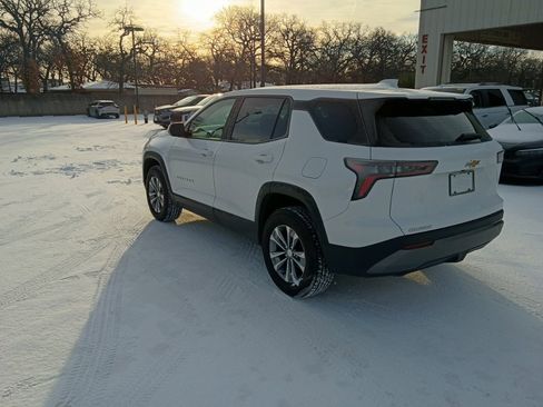 Used 2025 Chevrolet Equinox LT image 12