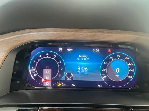 New 2026 Volkswagen Atlas SE image 20