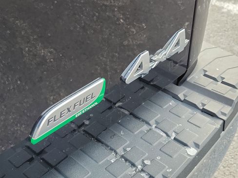 Used 2013 Toyota Tundra 4x4 CrewMax image 7