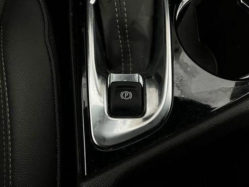 Used 2025 Buick Encore GX Preferred image 21