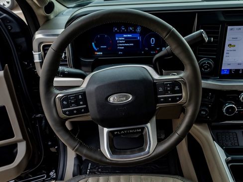 Used 2026 Ford F450 Platinum w/ Platinum Plus Package image 19