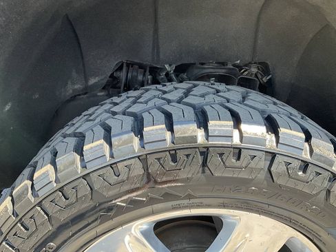 Used 2019 Chevrolet Silverado 2500 LTZ w/ Duramax Plus Package AWD/4WD image 35