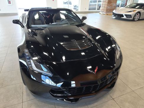 Used 2016 Chevrolet Corvette Z06 w/ 3LZ Preferred Equipment Group RWD image 4