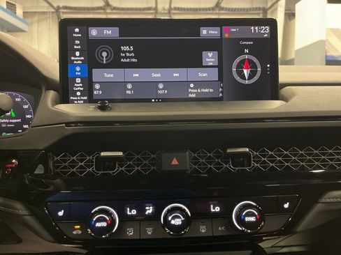 Used 2025 Honda Accord Sport image 23