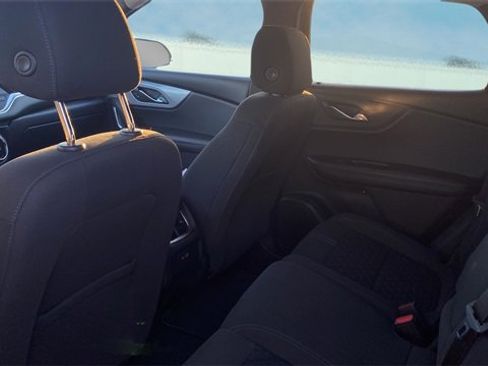 Used 2021 Chevrolet Blazer LT image 17